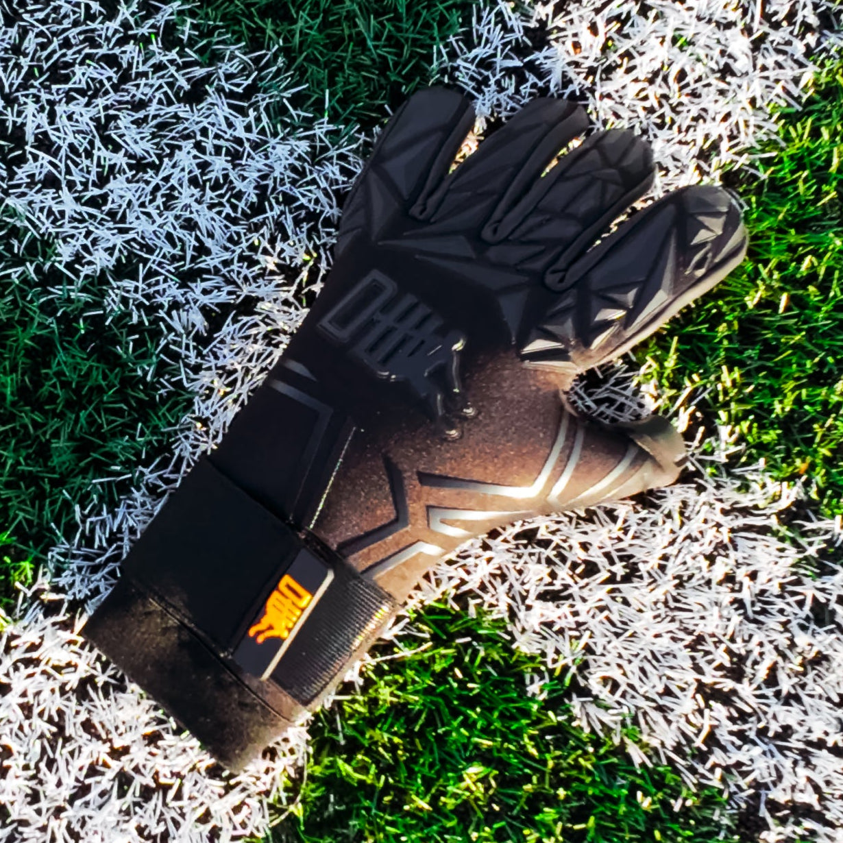 The Spectre Glove